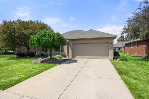 Exterior - 17457 Pierce, Macomb, MI 48044 photo 2 of 4
