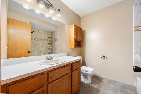 Bath - 17457 Pierce, Macomb, MI 48044 photo 4 of 5