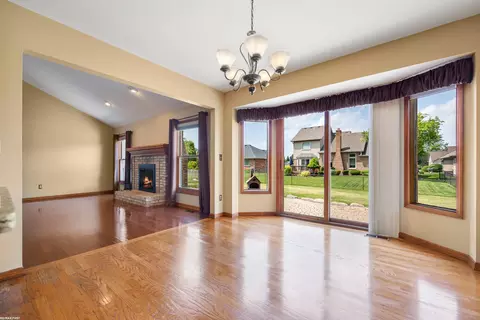 Living - 17457 Pierce, Macomb, MI 48044 photo 1 of 6