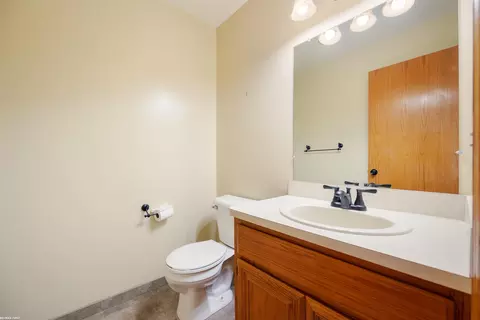 Bath - 17457 Pierce, Macomb, MI 48044 photo 1 of 5