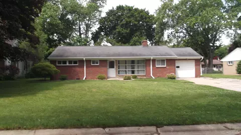 1153 Passolt, Saginaw, MI 48638