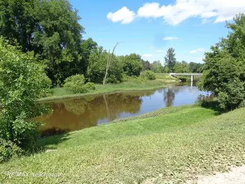 6454 River, Cass City, MI 48726