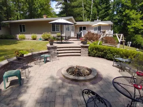 Exterior - 960 Rivers, Gladwin, MI 48624 photo 5 of 33