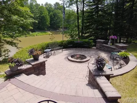Exterior - 960 Rivers, Gladwin, MI 48624 photo 7 of 33