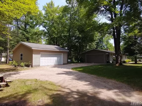 Exterior - 960 Rivers, Gladwin, MI 48624 photo 10 of 33