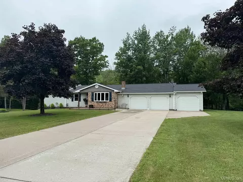 317 N N Riv, Gwinn, MI 49841