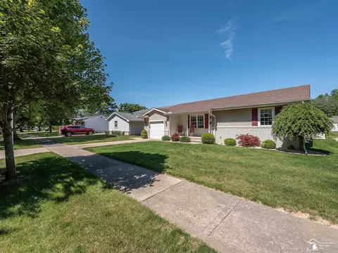 345 Crampton, Monroe, MI 48162