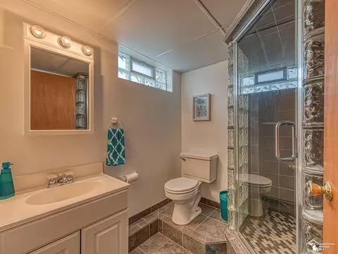 Bath - 345 Crampton, Monroe, MI 48162 photo 1 of 2