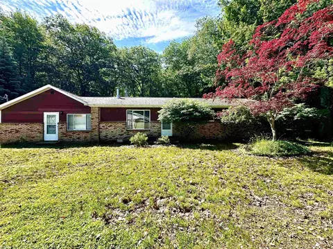 130 Wood, East Tawas, MI 48730