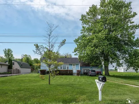 7599 Stewart, Monroe, MI 48162