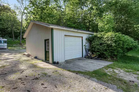 Exterior - 1630 Tu Van Trl, Leonard, MI 48367 photo 15 of 17