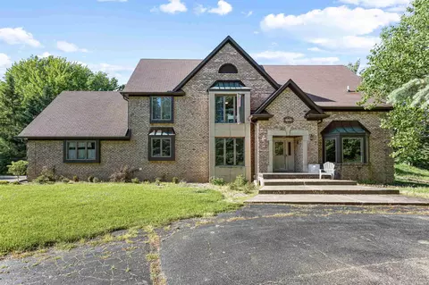 1630 Tu Van Trl, Leonard, MI 48367