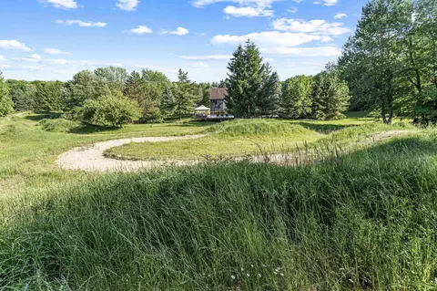 Exterior - 1630 Tu Van Trl, Leonard, MI 48367 photo 14 of 17
