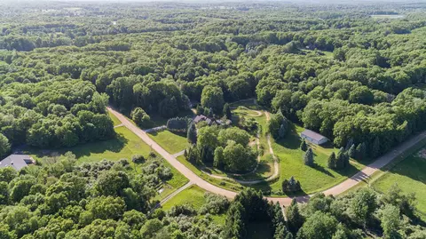 View/Area - 1630 Tu Van Trl, Leonard, MI 48367 photo 7 of 12