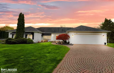 38880 Sahr, Clinton Township, MI 48038