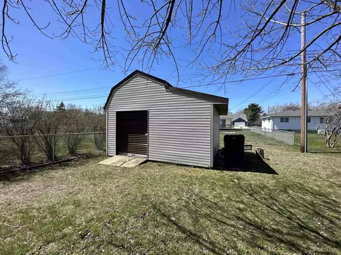418 S 29th, Escanaba, MI 49829 photo 41