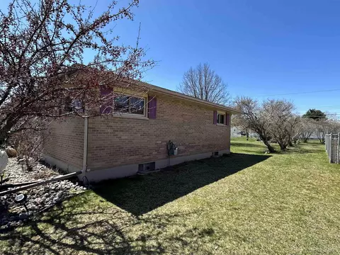 418 S 29th, Escanaba, MI 49829 photo 37