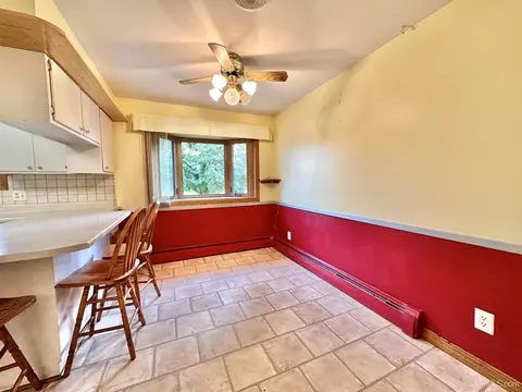 418 S 29th, Escanaba, MI 49829 photo 5