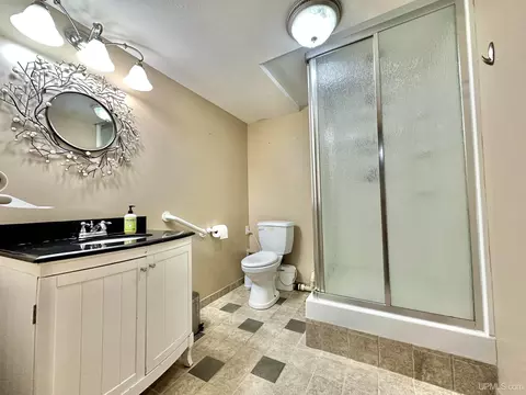 418 S 29th, Escanaba, MI 49829 photo 30