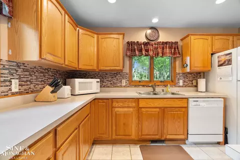 148 Westmore, Yale, MI 48097 photo 9