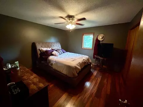 Bedroom - 4205 Buzzell, Gladwin, MI 48624 photo 1 of 3