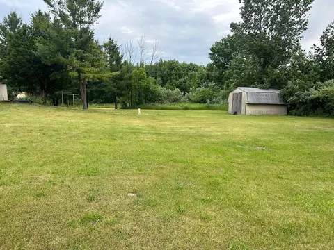 Exterior - 4205 Buzzell, Gladwin, MI 48624 photo 6 of 9