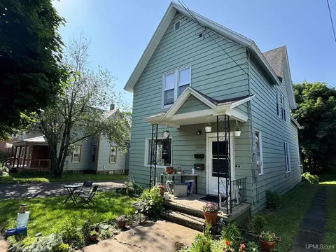 223 W Ohio, Marquette, MI 49855