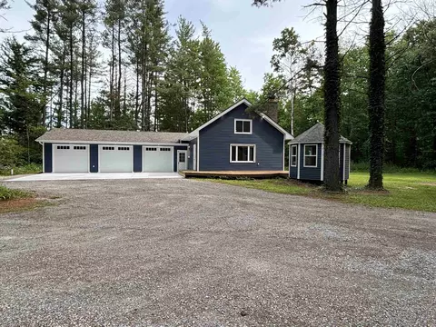 9446 Webster, Freeland, MI 48623