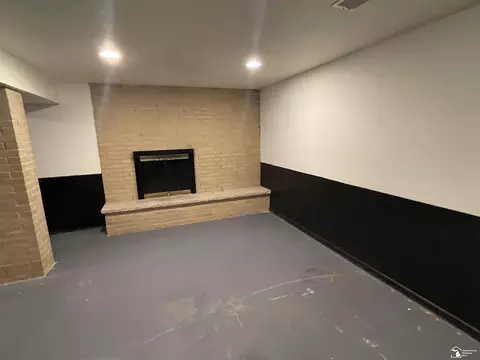 Living - 1402 Michigan, Monroe, MI 48162 photo 3 of 3