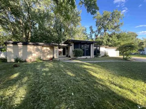 1402 Michigan, Monroe, MI 48162