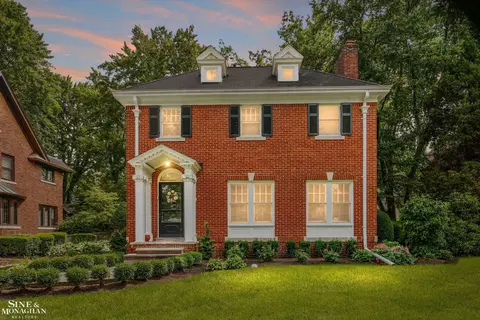 Exterior - 838 Whittier, Grosse Pointe Park, MI 48230 photo 7 of 7