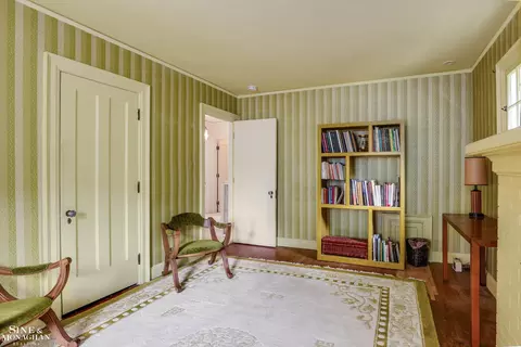 Bedroom - 838 Whittier, Grosse Pointe Park, MI 48230 photo 3 of 9