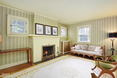 Living - 838 Whittier, Grosse Pointe Park, MI 48230 photo 5 of 5