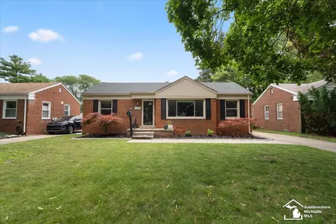 6393 Robinson, Allen Park, MI 48101