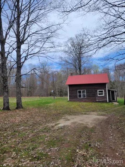 16128 Aspen, Pelkie, MI 49958