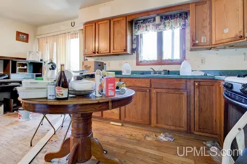 Kitchen - S205 School, Stephenson, MI 49887 photo 4 of 4
