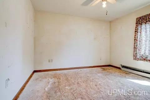 Bedroom - S205 School, Stephenson, MI 49887 photo 4 of 7
