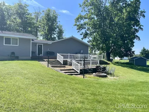 7697 G, Escanaba, MI 49829 photo 35