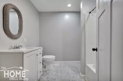 Bath - 1008 S Cedar, Owosso, MI 48867 photo 1 of 1