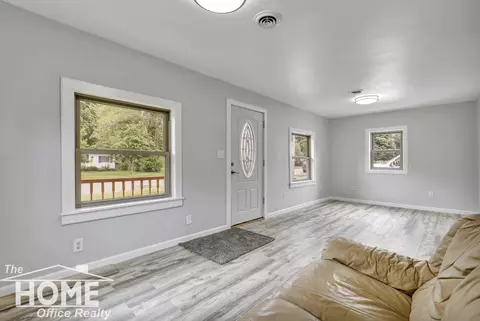 Other - 1008 S Cedar, Owosso, MI 48867 photo 3 of 14