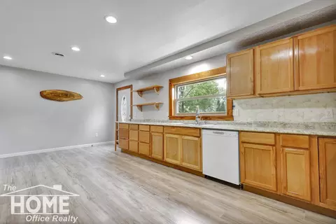 Kitchen - 1008 S Cedar, Owosso, MI 48867 photo 1 of 2