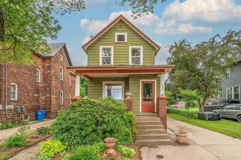 125 Rock, Marquette, MI 49855