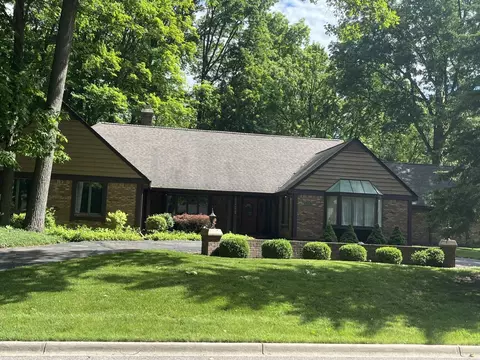 6214 Stonegate, Flint, MI 48532