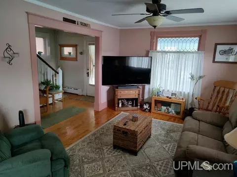 811 N Third, Ishpeming, MI 49849 photo 18