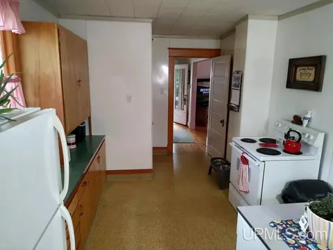 811 N Third, Ishpeming, MI 49849 photo 20