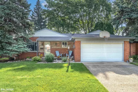 27808 Thomas, Warren, MI 48092