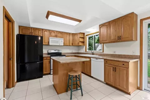 Kitchen - 6045 Bailey, Taylor, MI 48180 photo 1 of 3