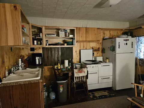 6331 Gopher Trl, Harrison, MI 48625 photo 2