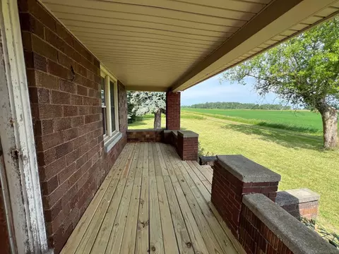 Exterior - 4690 Maple Grv, Deckerville, MI 48427 photo 3 of 10