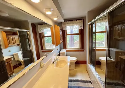 Bath - 4690 Maple Grv, Deckerville, MI 48427 photo 2 of 2